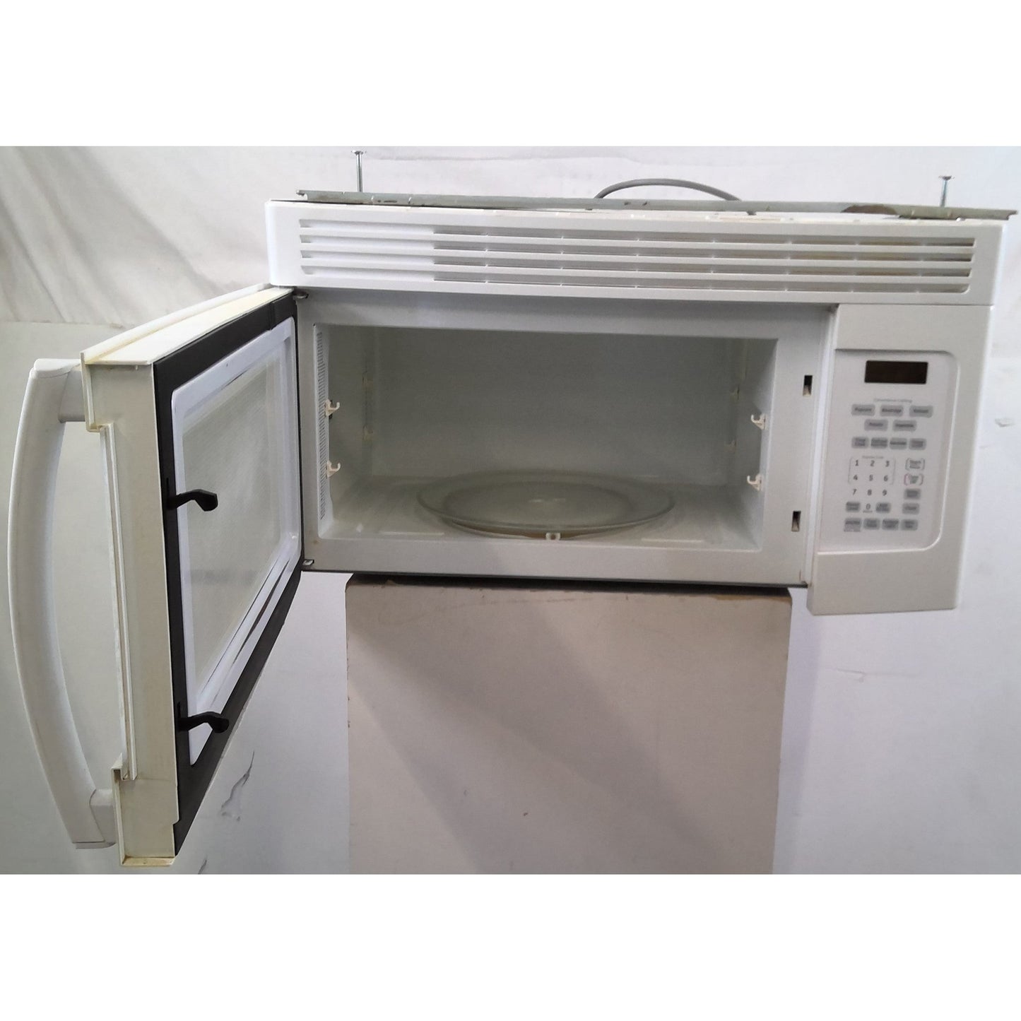 White GE Microwave