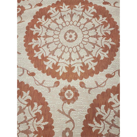 Red/Tan Indoor/Outdoor Rug (6x6)