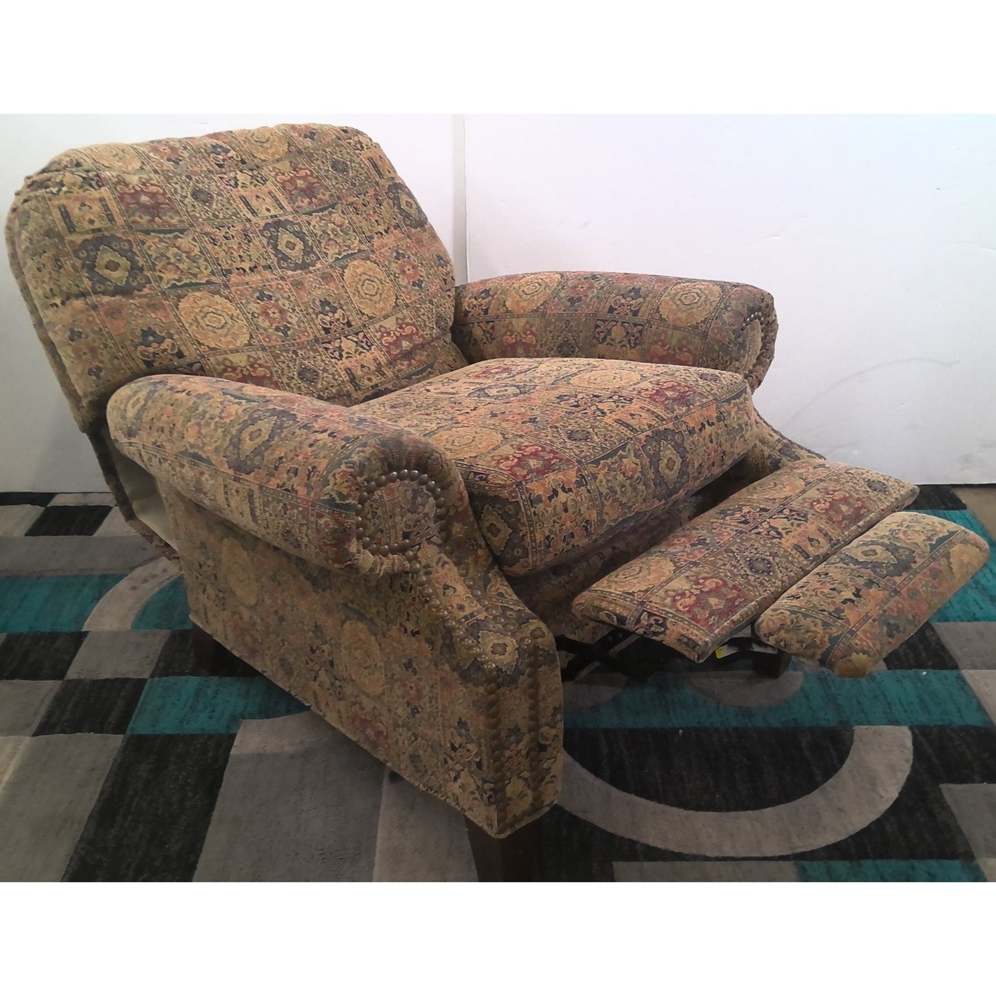 Pattern Recliner