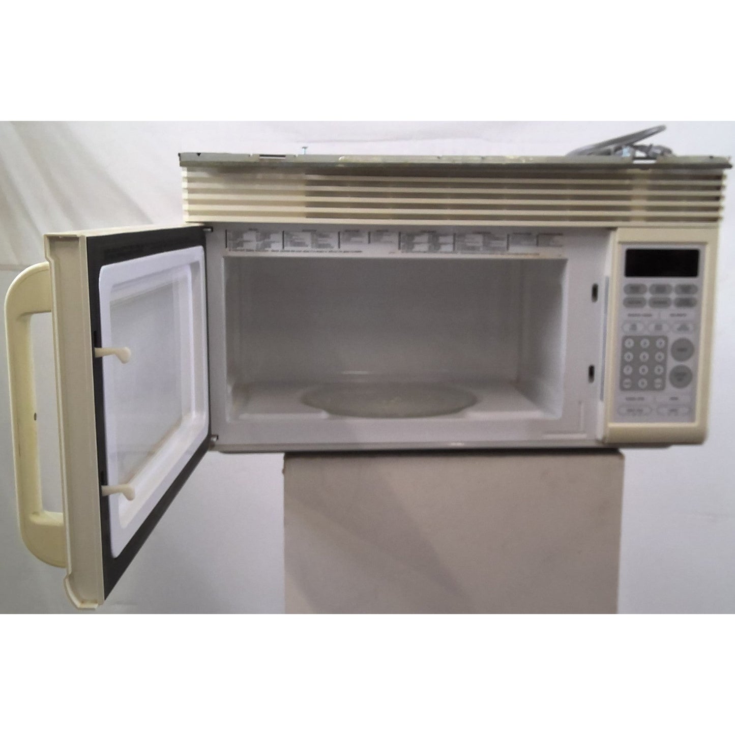 White Magic Chef Microwave